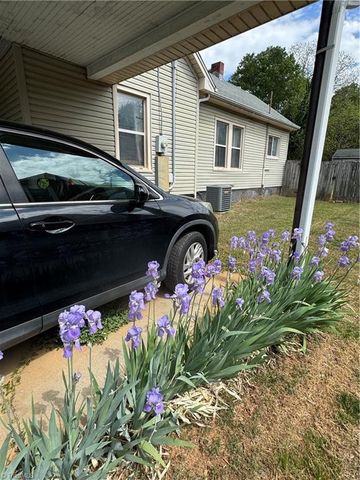 110 Bay Street, Rural Hall, NC 27045