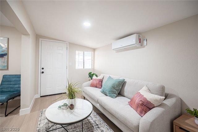 3522 Isle Royale Drive, Las Vegas, NV 89122