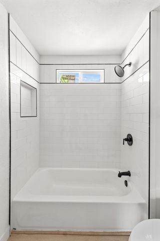 207 Pleasant Street, Lindsay, CA 93247