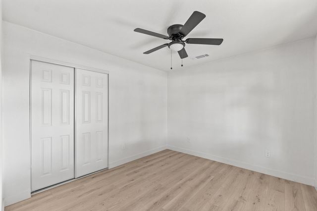 207 Pleasant Street, Lindsay, CA 93247