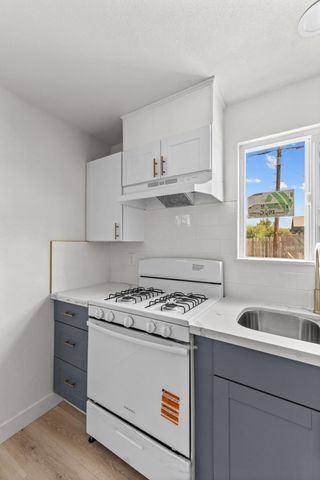 207 Pleasant Street, Lindsay, CA 93247