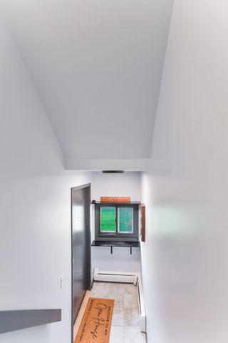 110212 Village Road, Chaska, MN 55318