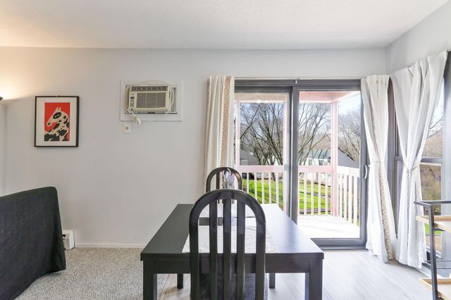 110212 Village Road, Chaska, MN 55318