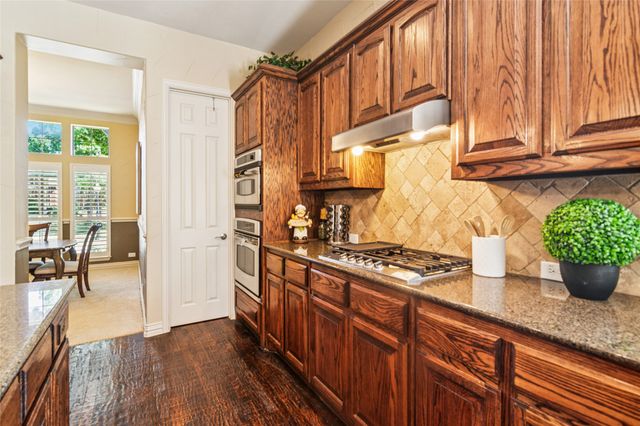8113 Sutherland Lane, Plano, TX 75025