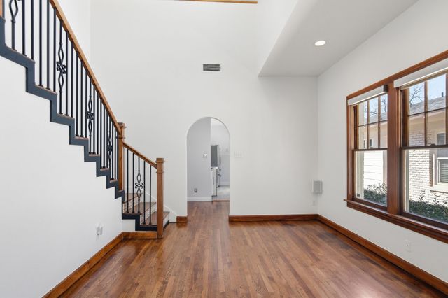 2516 Shirley Avenue, Fort Worth, TX 76109