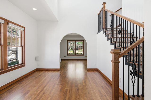 2516 Shirley Avenue, Fort Worth, TX 76109