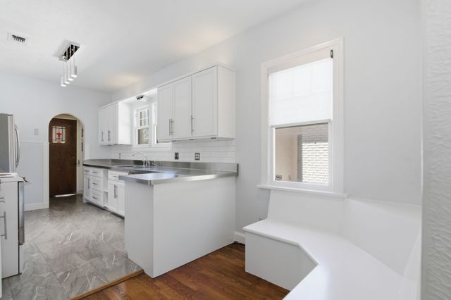 2516 Shirley Avenue, Fort Worth, TX 76109