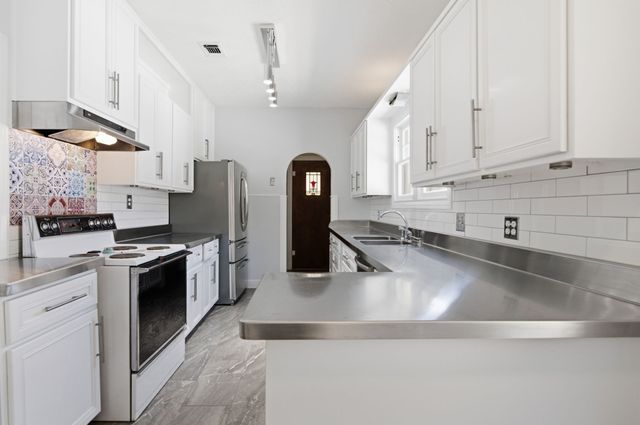 2516 Shirley Avenue, Fort Worth, TX 76109