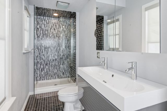 2516 Shirley Avenue, Fort Worth, TX 76109