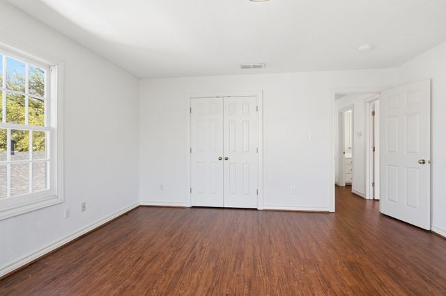 2516 Shirley Avenue, Fort Worth, TX 76109