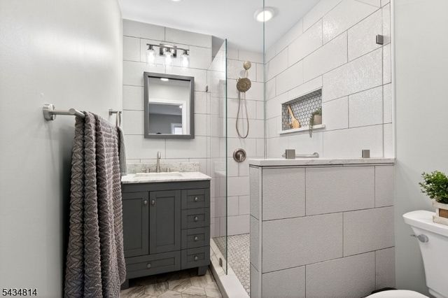 160 Elmwood Ave, Union Twp., NJ 07083