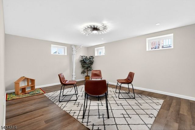 160 Elmwood Ave, Union Twp., NJ 07083