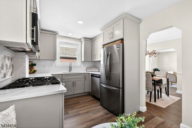 160 Elmwood Ave, Union Twp., NJ 07083