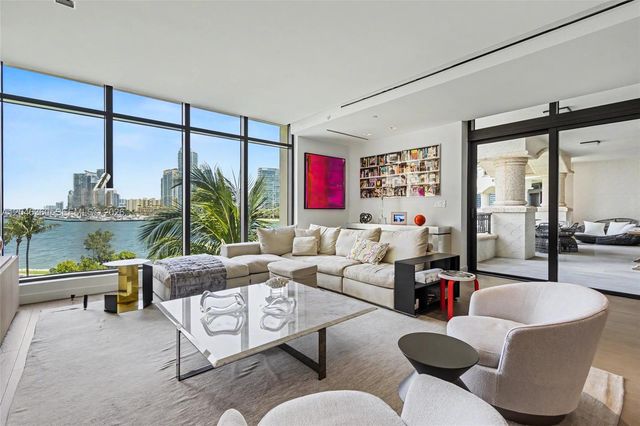7042 Fisher Island Drive 7042, Miami Beach, FL 33109