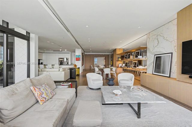 7042 Fisher Island Drive 7042, Miami Beach, FL 33109