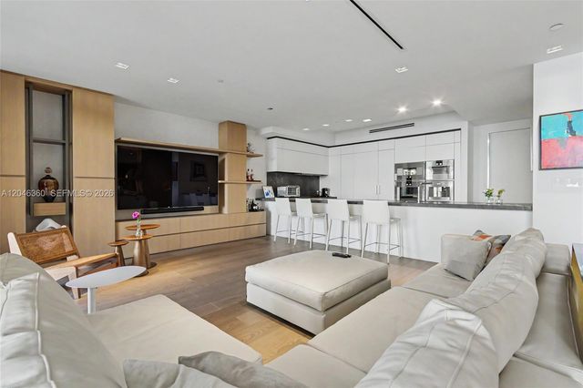 7042 Fisher Island Drive 7042, Miami Beach, FL 33109