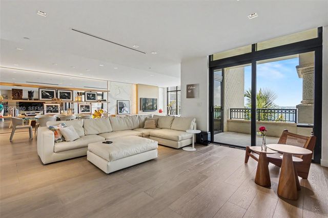 7042 Fisher Island Drive 7042, Miami Beach, FL 33109