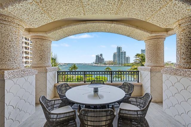 7042 Fisher Island Drive 7042, Miami Beach, FL 33109