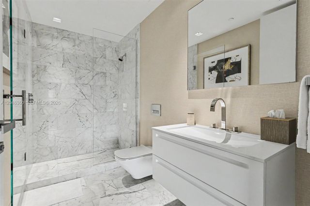 7042 Fisher Island Drive 7042, Miami Beach, FL 33109