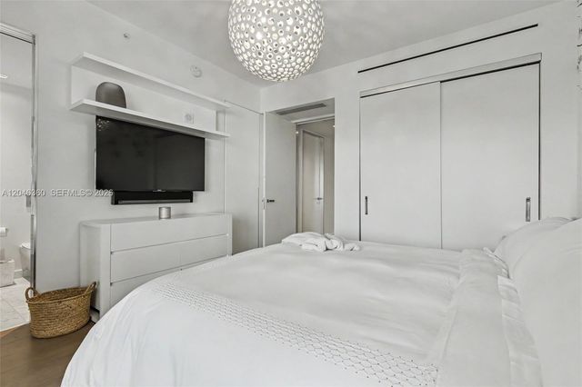 7042 Fisher Island Drive 7042, Miami Beach, FL 33109