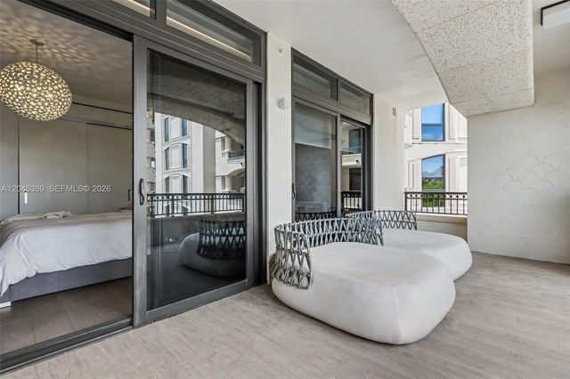 7042 Fisher Island Drive 7042, Miami Beach, FL 33109