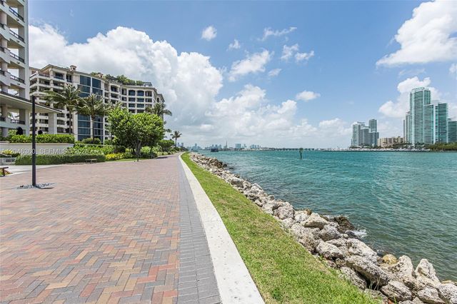 7042 Fisher Island Drive 7042, Miami Beach, FL 33109