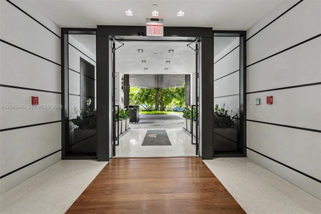 7042 Fisher Island Drive 7042, Miami Beach, FL 33109