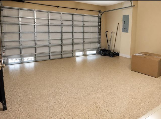 16032 SW 101st Ter, Miami, FL 33196