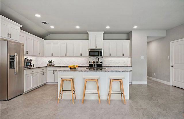 129 Braves Way, Lavon, TX 75166