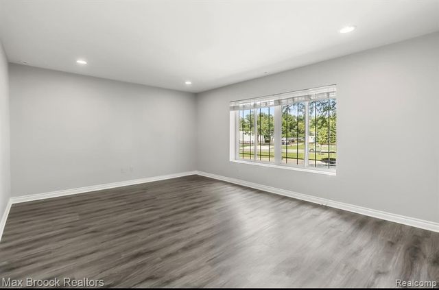 1113 N Old Woodward Avenue 46, Birmingham, MI 48009