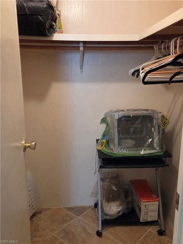 561 Winning WAY, North Fort Myers, FL 33917