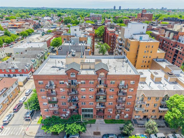 14118 Cherry Avenue 2C, Flushing, NY 11355