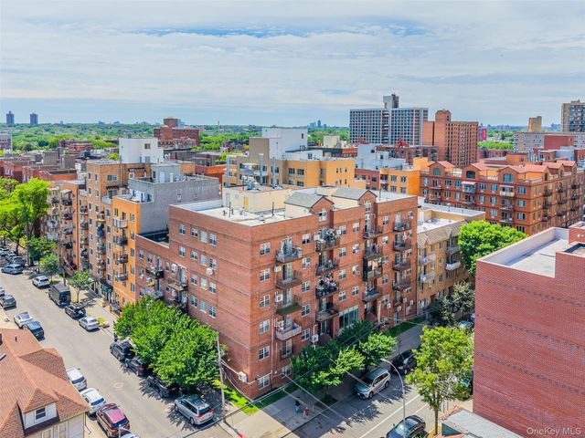 14118 Cherry Avenue 2C, Flushing, NY 11355