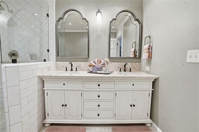 2396 Glacier, Santa Maria, CA 93455