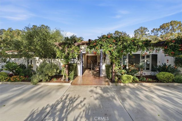 2396 Glacier, Santa Maria, CA 93455