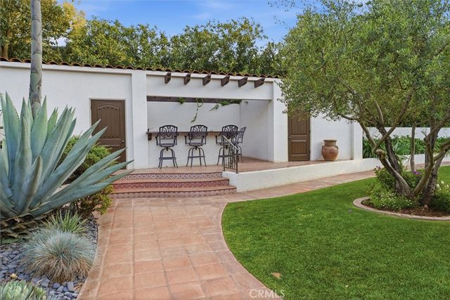 2396 Glacier, Santa Maria, CA 93455