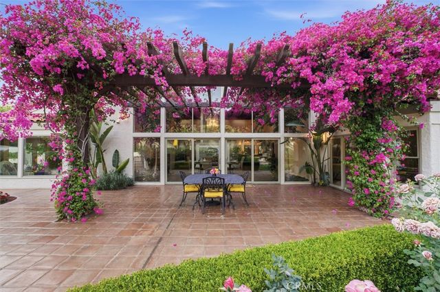2396 Glacier, Santa Maria, CA 93455