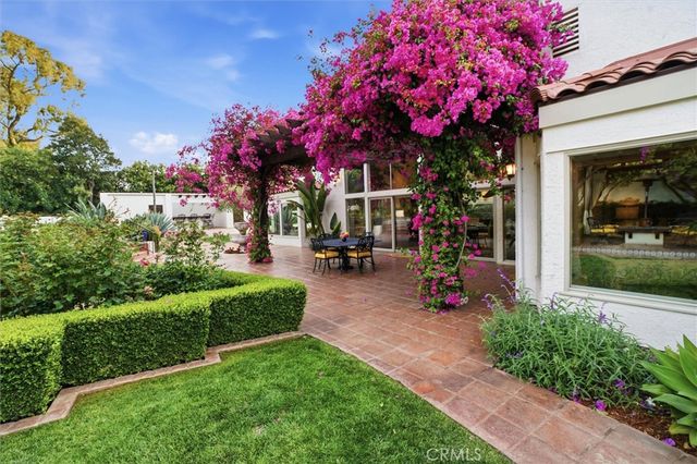 2396 Glacier, Santa Maria, CA 93455