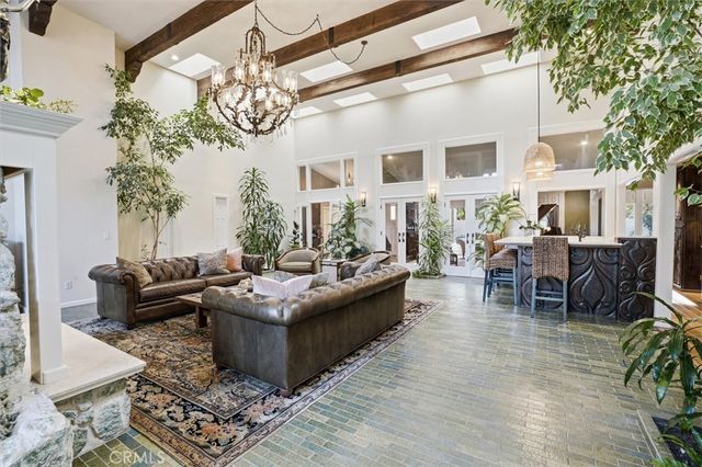 2396 Glacier, Santa Maria, CA 93455