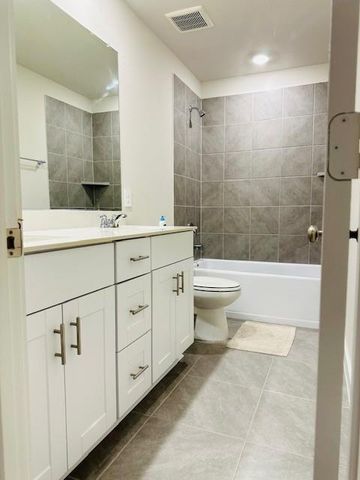 10818 Bodie Hills Drive, Rosharon, TX 77583