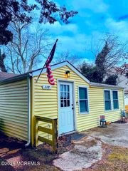 115 Bay Parkway, Waretown, NJ 08758