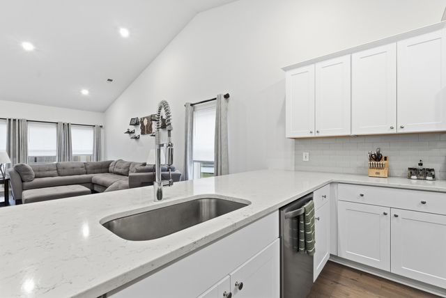 440 Richfield Way, Summerville, SC 29486