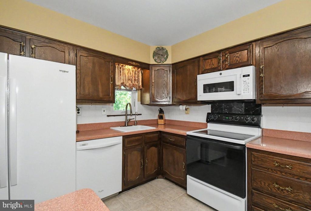 266 LEVEL RD, COLLEGEVILLE, PA 19426 — photo 5