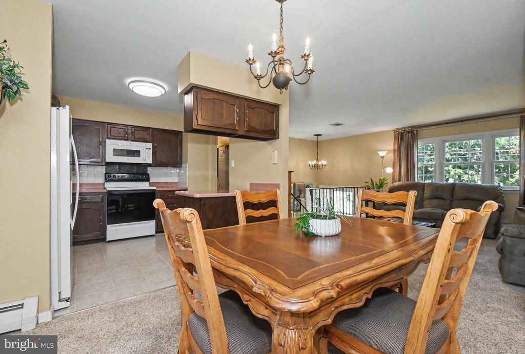 266 LEVEL RD, COLLEGEVILLE, PA 19426 — photo 3