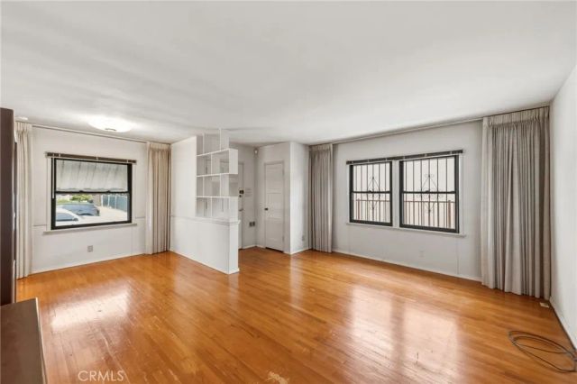 2738 Thurman, Los Angeles, CA 90016