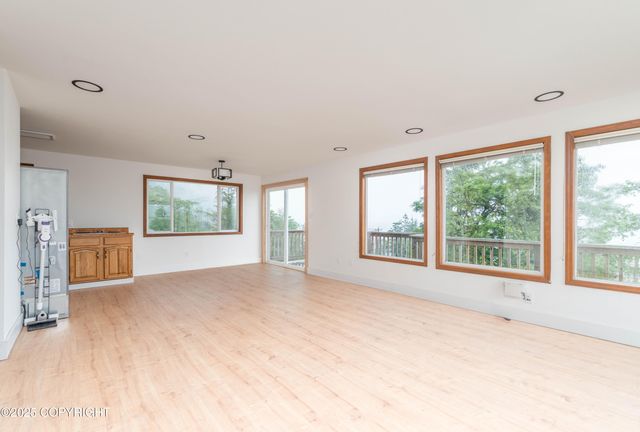 2433 4th Avenue, & 2435, Ketchikan, AK 99901