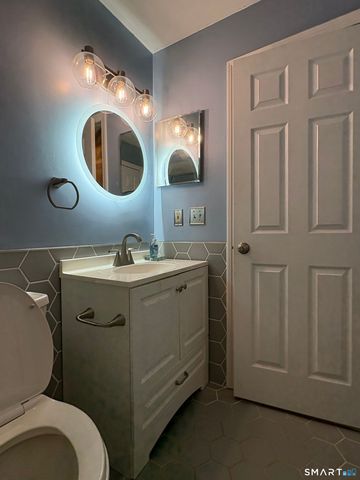 15 Forest Glen Circle 6, Middletown, CT 06457