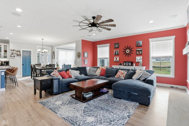 4285 Ironclad Drive, Bargersville, IN 46106