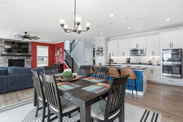 4285 Ironclad Drive, Bargersville, IN 46106