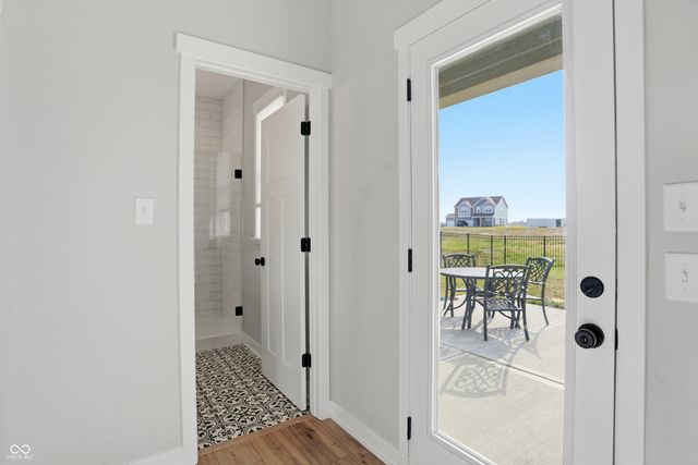 4285 Ironclad Drive, Bargersville, IN 46106